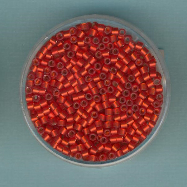 dbm0683 Delica Beads 2,2mm rot Silbereinzug matt 7g